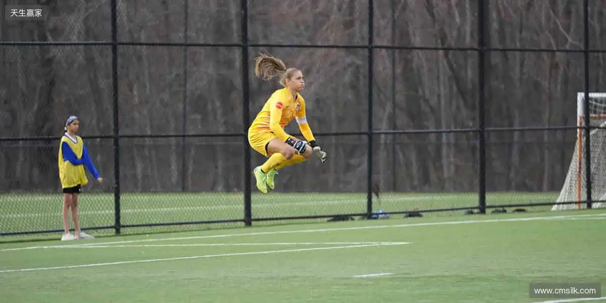 📱 指尖轻点,赛事同步全球!🌍